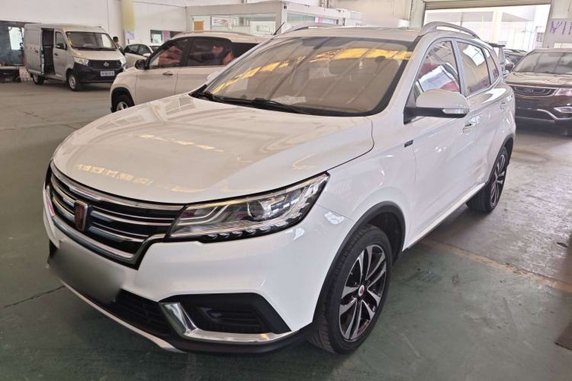 Used Roewe RX3 2020 1.6L Manual 4G Connect Super-Fresh Elite Edition Front Left 45 Deg