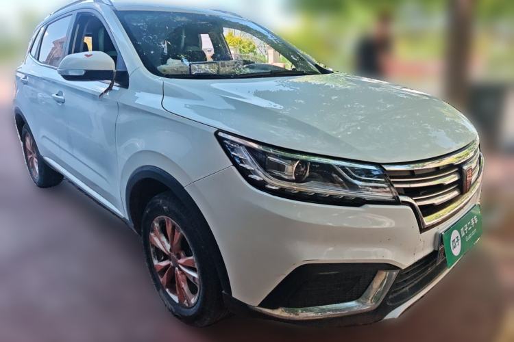 Used Roewe RX3 2020 1.6L Manual - Ultra-Fresh Entry Version Front Right 45 Deg
