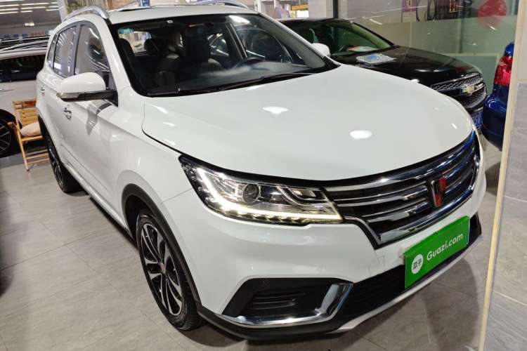 Used Roewe RX3 2020 1.6L CVT 4G Connected Ultra-Cool Flagship Edition Front Right 45 Deg