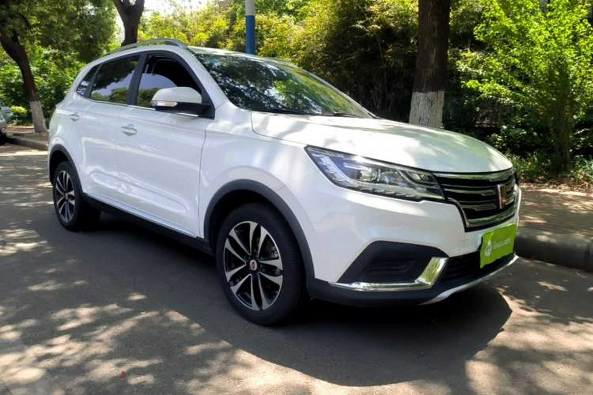 Used Roewe RX3 2020 1.6L Manual 4G Connect Ultra-Fresh Flagship Edition Front Right 45 Deg
