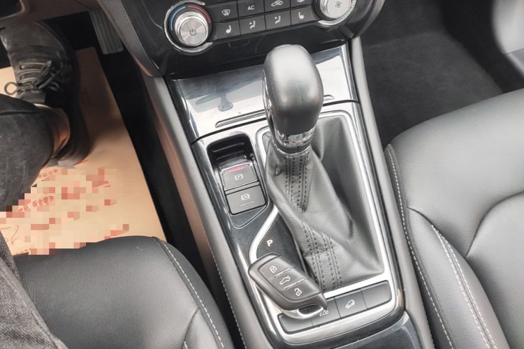 Used Roewe RX3 2020 1.6L CVT 4G Connected Ultra-Cool Flagship Edition Gear Lever