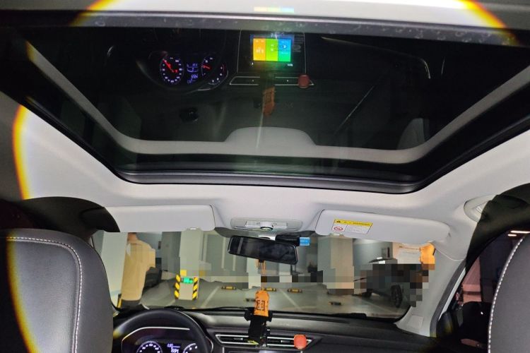 Used Roewe RX3 2020 1.6L CVT 4G Connected Ultra-Cool Flagship Edition Headliner