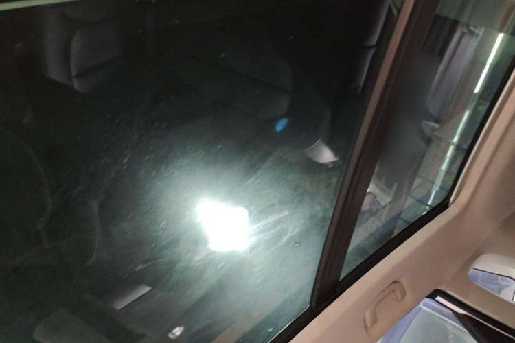 Used Roewe RX3 2020 1.6L CVT 4G Connected Ultra-Cool Flagship Edition Headliner