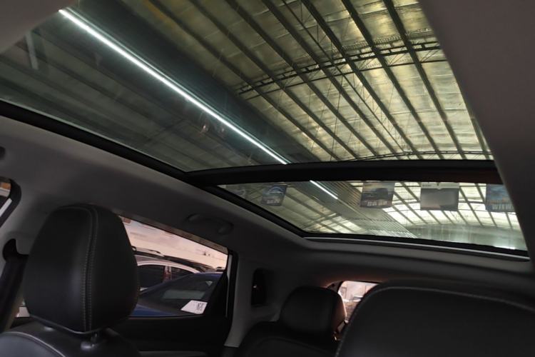Used Roewe RX3 2020 1.6L CVT 4G Connected Ultra-Fun Elite Edition Headliner