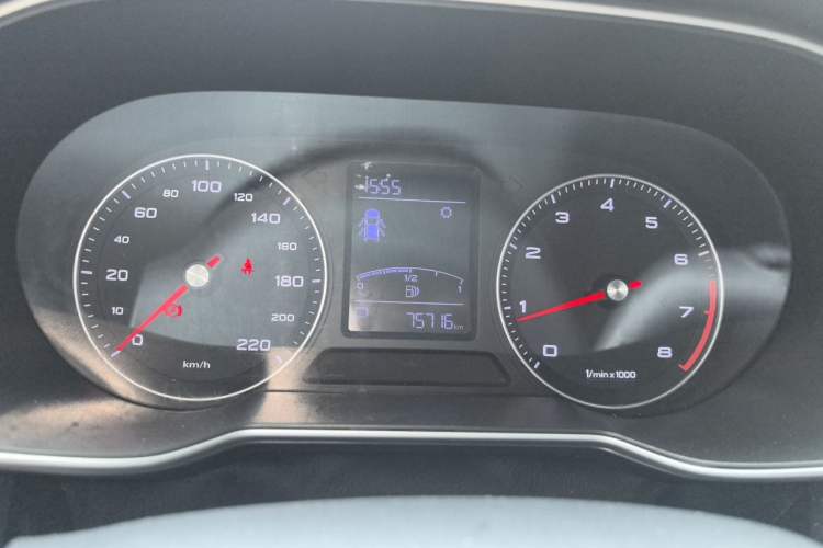 Used Roewe RX3 2020 1.6L CVT 4G Connected Ultra-Cool Flagship Edition Instrument Cluster