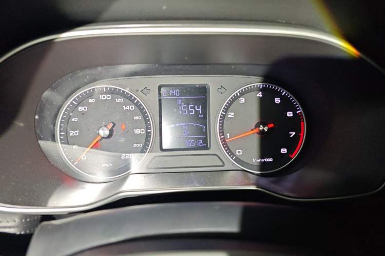 Used Roewe RX3 2020 1.6L CVT 4G Connected Ultra-Cool Flagship Edition Instrument Cluster