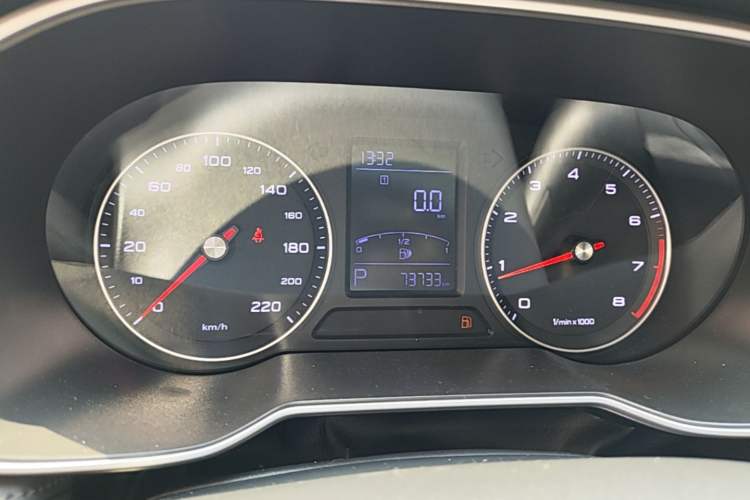 Used Roewe RX3 2020 1.6L CVT 4G Connected Ultra-Cool Flagship Edition Instrument Cluster