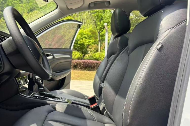Used Roewe RX3 2020 1.6L CVT 4G Connected Ultra-Cool Flagship Edition Interior 1