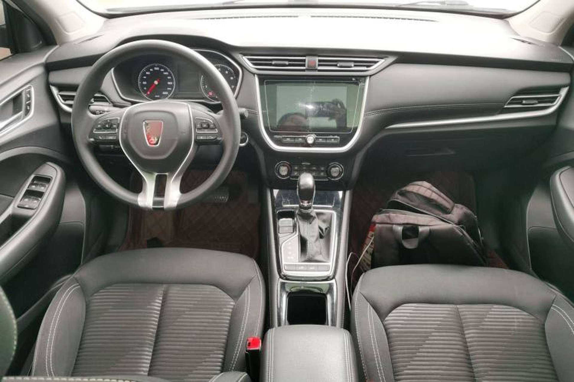 Used Roewe RX3 2020 1.6L CVT 4G Connected Ultra-Fun Elite Edition Interior 2