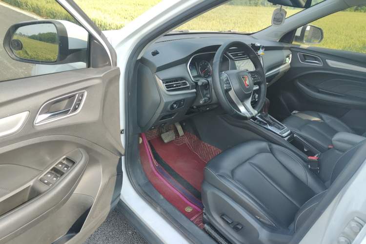Used Roewe RX3 2020 1.6L CVT Lion's Throne 4G Connected Flagship Edition Interior 2