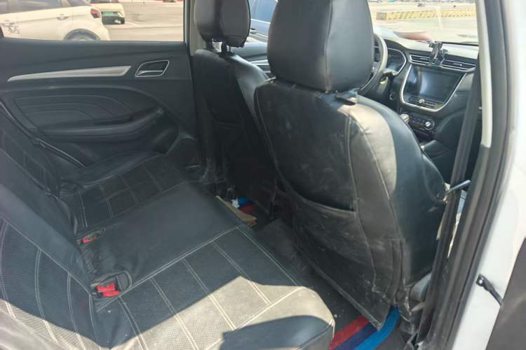 Used Roewe RX3 2020 1.6L CVT 4G Connected Ultra-Fun Elite Edition Interior 3
