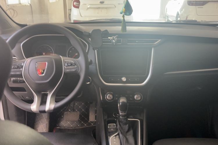 Used Roewe RX3 2020 1.6L CVT 4G Connected Ultra-Cool Flagship Edition Interior 3