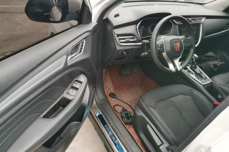 Used Roewe RX3 2020 1.6L CVT 4G Connected Ultra-Fun Elite Edition Interior 3