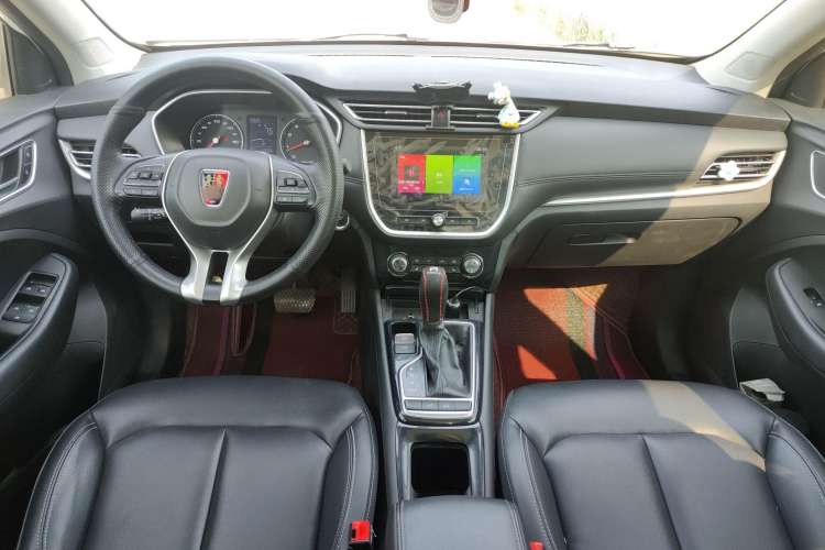 Used Roewe RX3 2020 1.6L CVT Lion's Throne 4G Connected Flagship Edition Interior 3