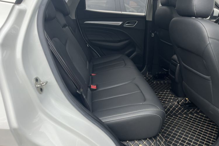 Used Roewe RX3 2020 1.6L CVT 4G Connected Ultra-Cool Flagship Edition Interior 4