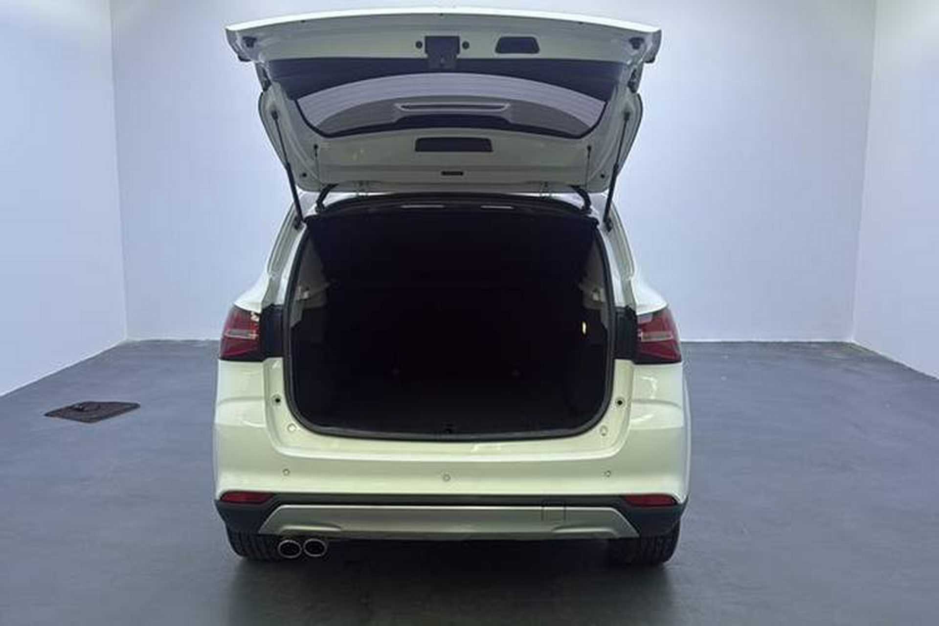 Used Roewe RX3 2020 1.6L CVT 4G Connected Ultra-Cool Flagship Edition Interior 6