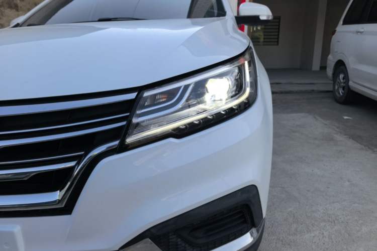 Used Roewe RX3 2020 1.6L CVT 4G Connected Ultra-Cool Flagship Edition Left Front Headlight