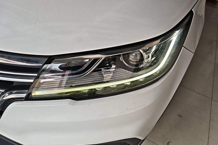 Used Roewe RX3 2020 1.6L CVT 4G Connected Ultra-Fun Elite Edition Left Front Headlight