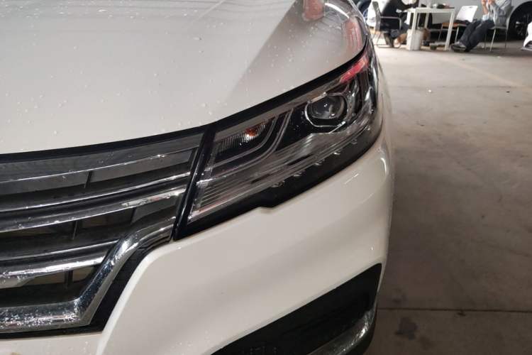 Used Roewe RX3 2020 1.6L CVT 4G Connected Ultra-Cool Flagship Edition Left Front Headlight