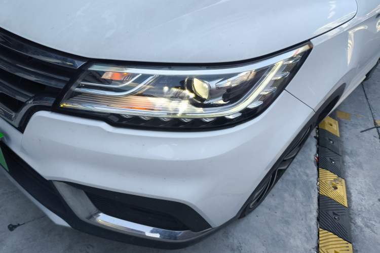 Used Roewe RX3 2020 1.6L CVT 4G Connected Ultra-Cool Flagship Edition Left Front Headlight