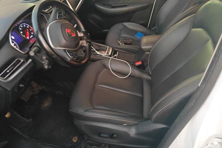 Used Roewe RX3 2020 1.6L CVT 4G Connected Ultra-Cool Flagship Edition Left Front Seat