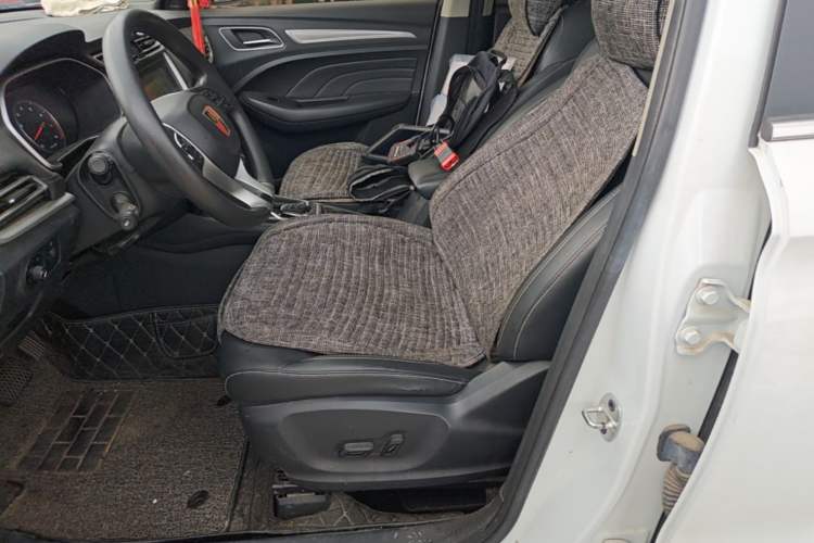Used Roewe RX3 2020 1.6L CVT 4G Connected Ultra-Cool Flagship Edition Left Front Seat