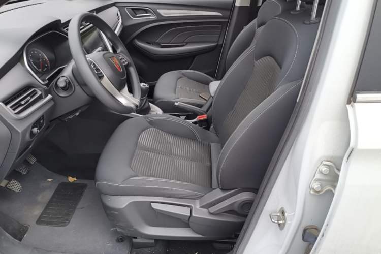 Used Roewe RX3 2020 1.6L Manual 4G Connect Super-Fresh Elite Edition Left Front Seat