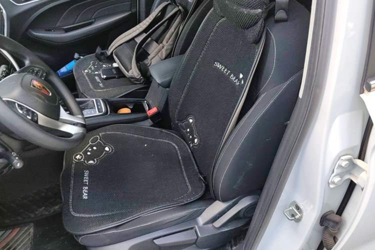 Used Roewe RX3 2020 1.6L CVT 4G Connected Ultra-Fun Elite Edition Left Front Seat