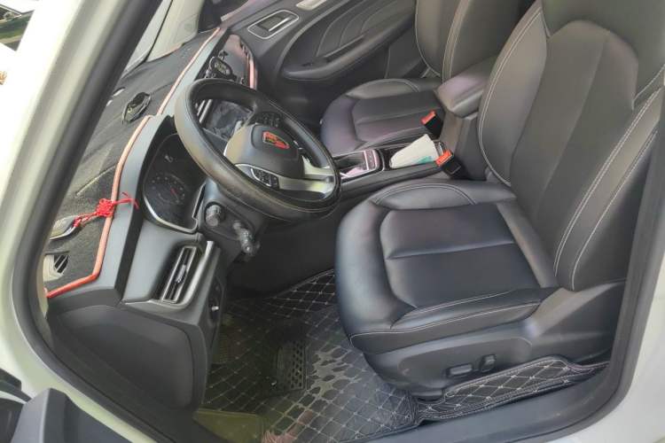 Used Roewe RX3 2020 1.6L CVT 4G Connected Ultra-Cool Flagship Edition Left Front Seat