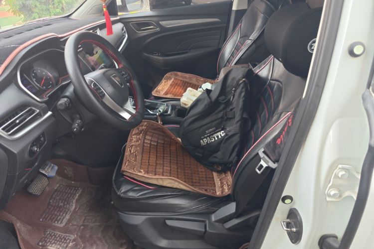 Used Roewe RX3 2020 1.6L CVT 4G Connected Ultra-Fun Elite Edition Left Front Seat