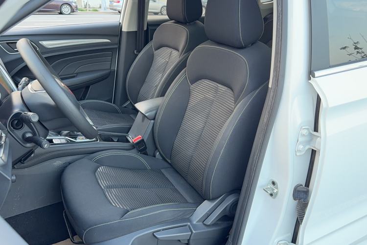Used Roewe RX3 2020 1.6L CVT 4G Connected Ultra-Fun Elite Edition Left Front Seat