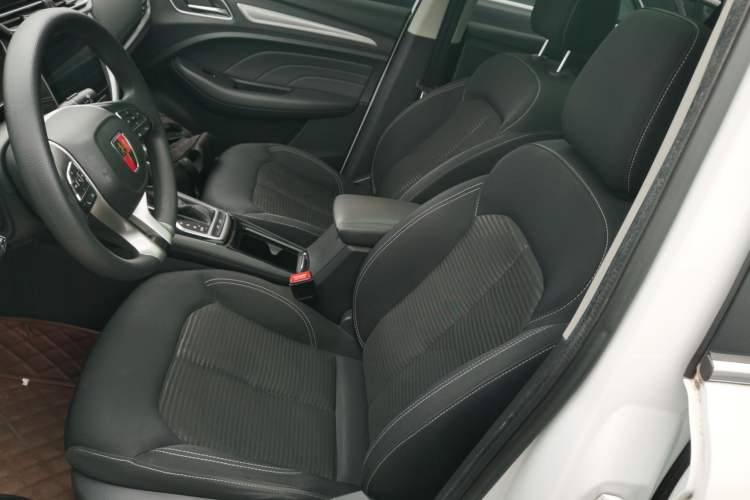 Used Roewe RX3 2020 1.6L CVT 4G Connected Ultra-Fun Elite Edition Left Front Seat