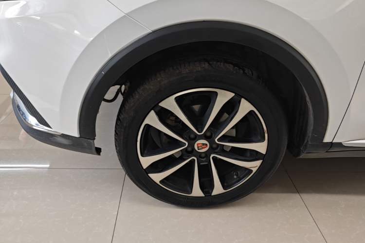Used Roewe RX3 2020 1.6L CVT 4G Connected Ultra-Fun Elite Edition Left Front Wheel Hub