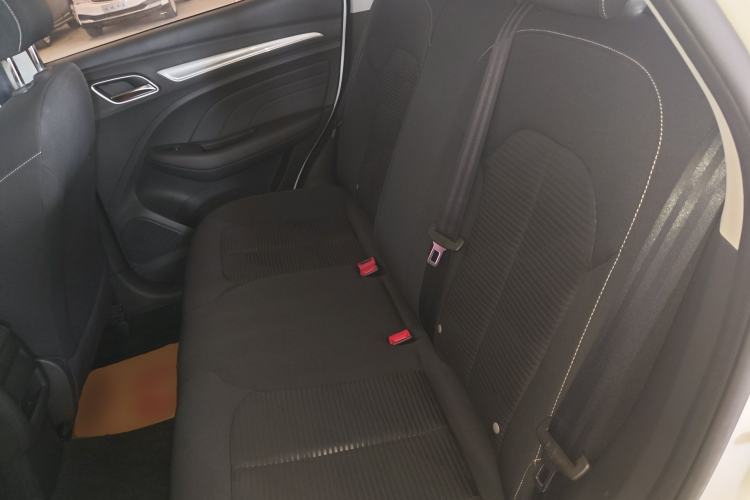 Used Roewe RX3 2020 1.6L Manual 4G Connect Super-Fresh Elite Edition Left Rear Seat