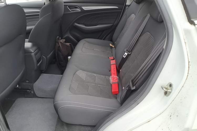Used Roewe RX3 2020 1.6L Manual 4G Connect Super-Fresh Elite Edition Left Rear Seat
