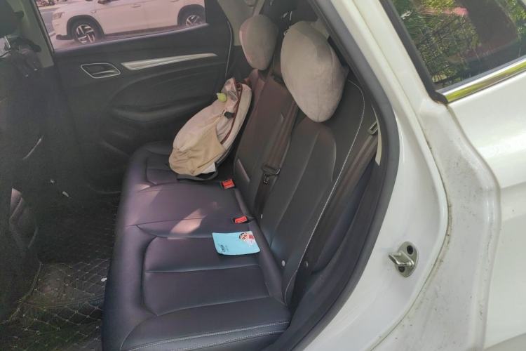 Used Roewe RX3 2020 1.6L CVT 4G Connected Ultra-Cool Flagship Edition Left Rear Seat