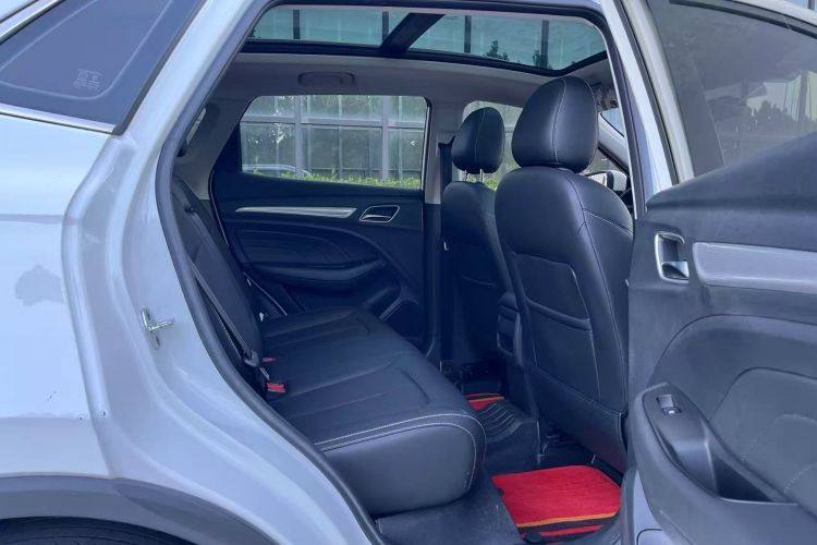 Used Roewe RX3 2020 1.6L Manual 4G Connect Ultra-Fresh Flagship Edition Left Rear Seat