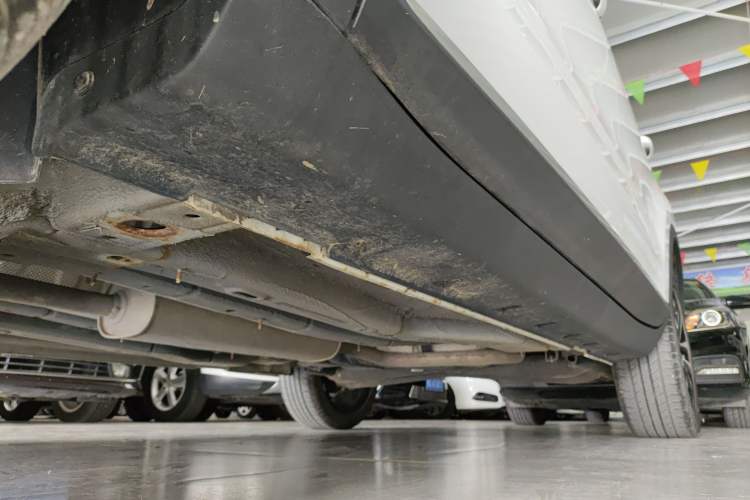 Used Roewe RX3 2020 1.6L Manual 4G Connect Super-Fresh Elite Edition Left Side Sill