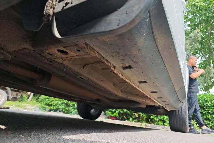 Used Roewe RX3 2020 1.6L Manual 4G Connect Super-Fresh Elite Edition Left Side Sill