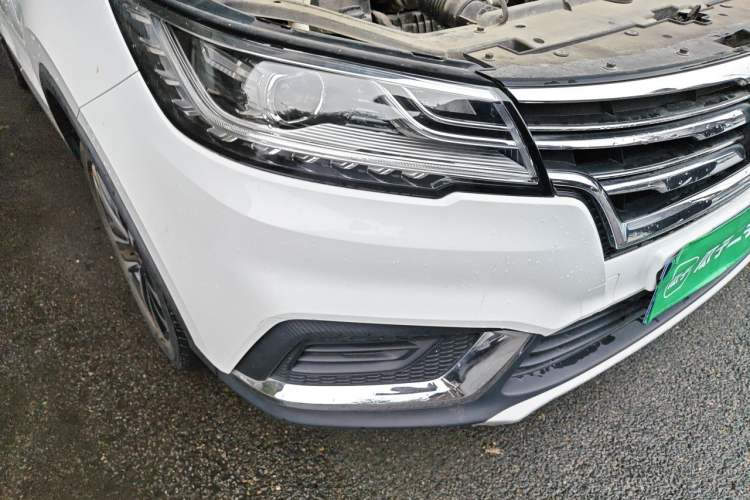 Used Roewe RX3 2020 1.6L Manual 4G Connect Ultra-Fresh Flagship Edition Right Front Headlight