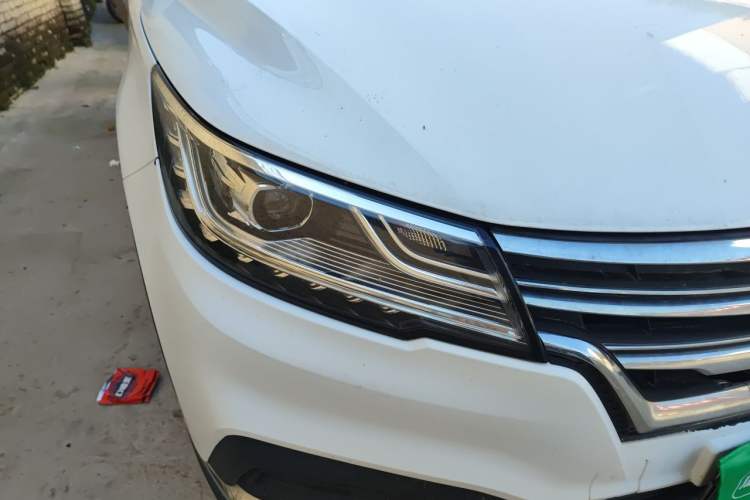 Used Roewe RX3 2020 1.6L CVT 4G Connected Ultra-Cool Flagship Edition Right Front Headlight