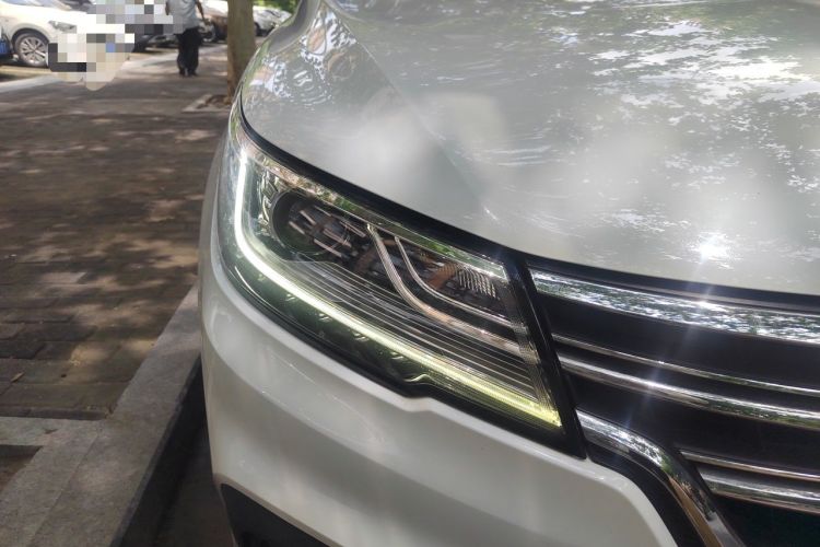 Used Roewe RX3 2020 1.6L CVT 4G Connected Ultra-Fun Elite Edition Right Front Headlight