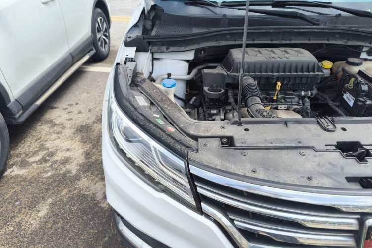 Used Roewe RX3 2020 1.6L Manual 4G Connect Ultra-Fresh Flagship Edition Right Front Headlight