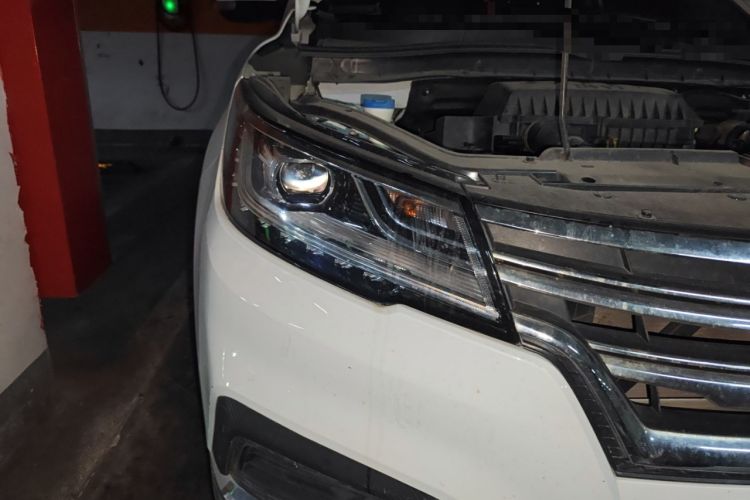 Used Roewe RX3 2020 1.6L CVT 4G Connected Ultra-Cool Flagship Edition Right Front Headlight
