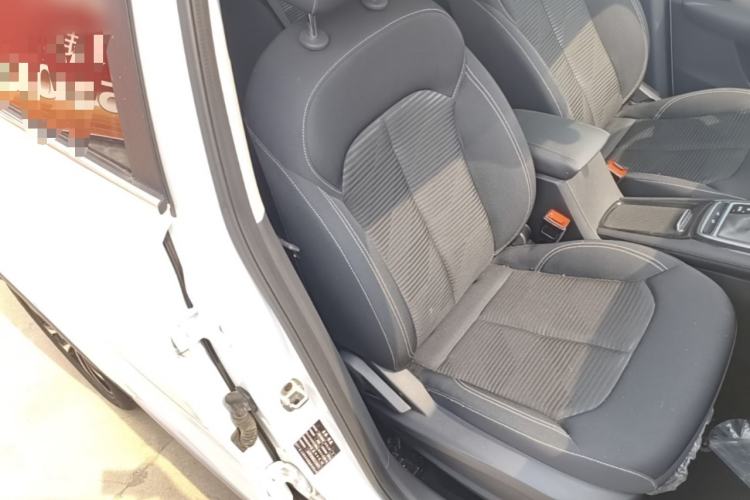 Used Roewe RX3 2020 1.6L CVT 4G Connected Ultra-Fun Elite Edition Right Front Seat