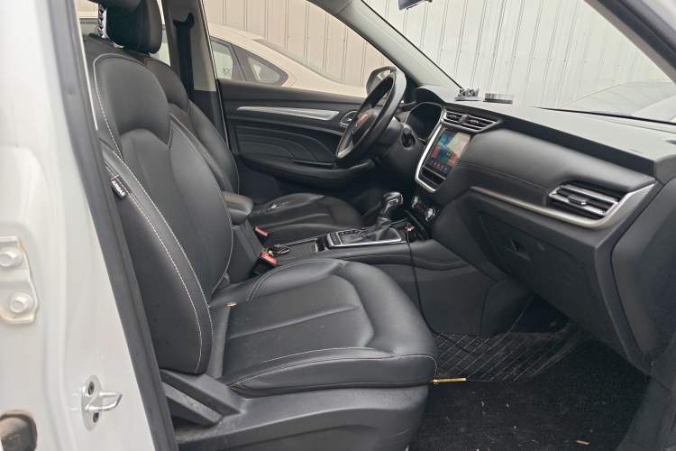 Used Roewe RX3 2020 1.6L CVT Lion's Throne 4G Connected Flagship Edition Right Front Seat