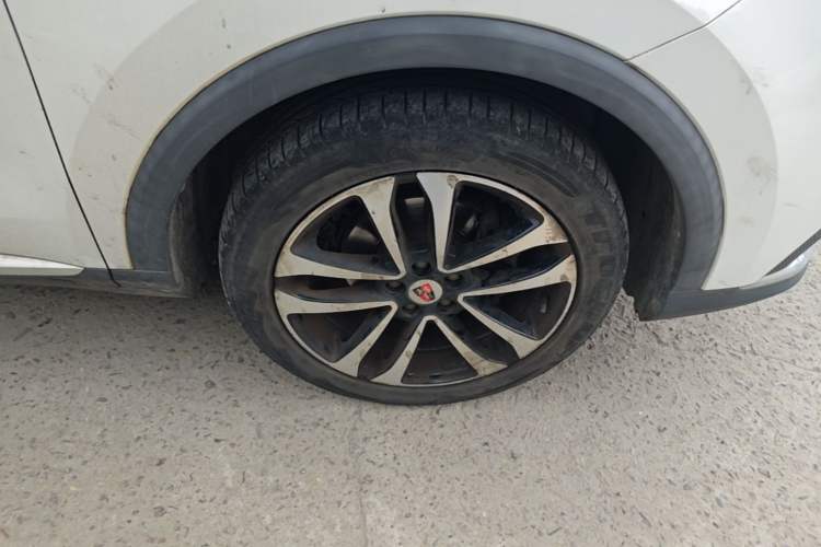 Used Roewe RX3 2020 1.6L CVT 4G Connected Ultra-Cool Flagship Edition Right Front Wheel Hub