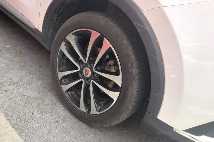 Used Roewe RX3 2020 1.6L CVT 4G Connected Ultra-Cool Flagship Edition Right Front Wheel Hub