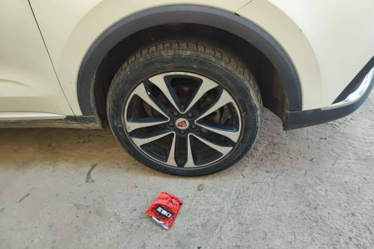 Used Roewe RX3 2020 1.6L CVT 4G Connected Ultra-Cool Flagship Edition Right Front Wheel Hub