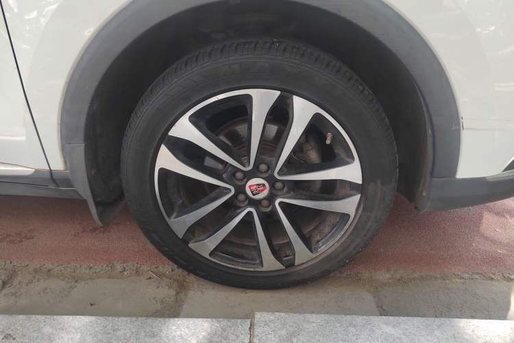 Used Roewe RX3 2020 1.6L CVT 4G Connected Ultra-Fun Elite Edition Right Front Wheel Hub
